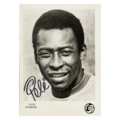 PELE AUTOGRAPHED PHOTOGRAPH