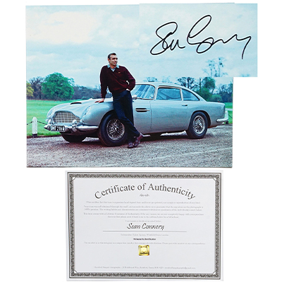 SEAN CONNERY AUTOGRAPH PHOTOGRAPH WITH CERIFICATE OF AUTHENICITY 